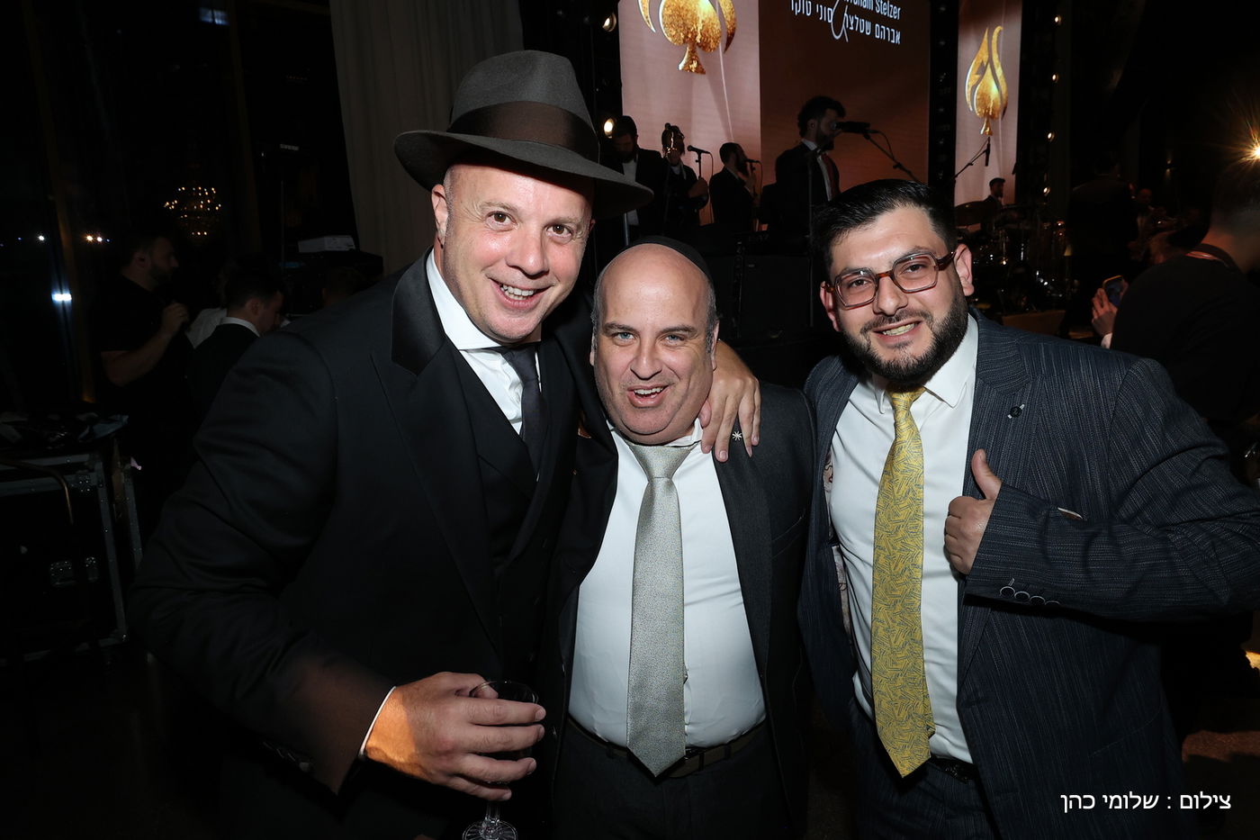 חתונת ביתו של מנחם טוקר