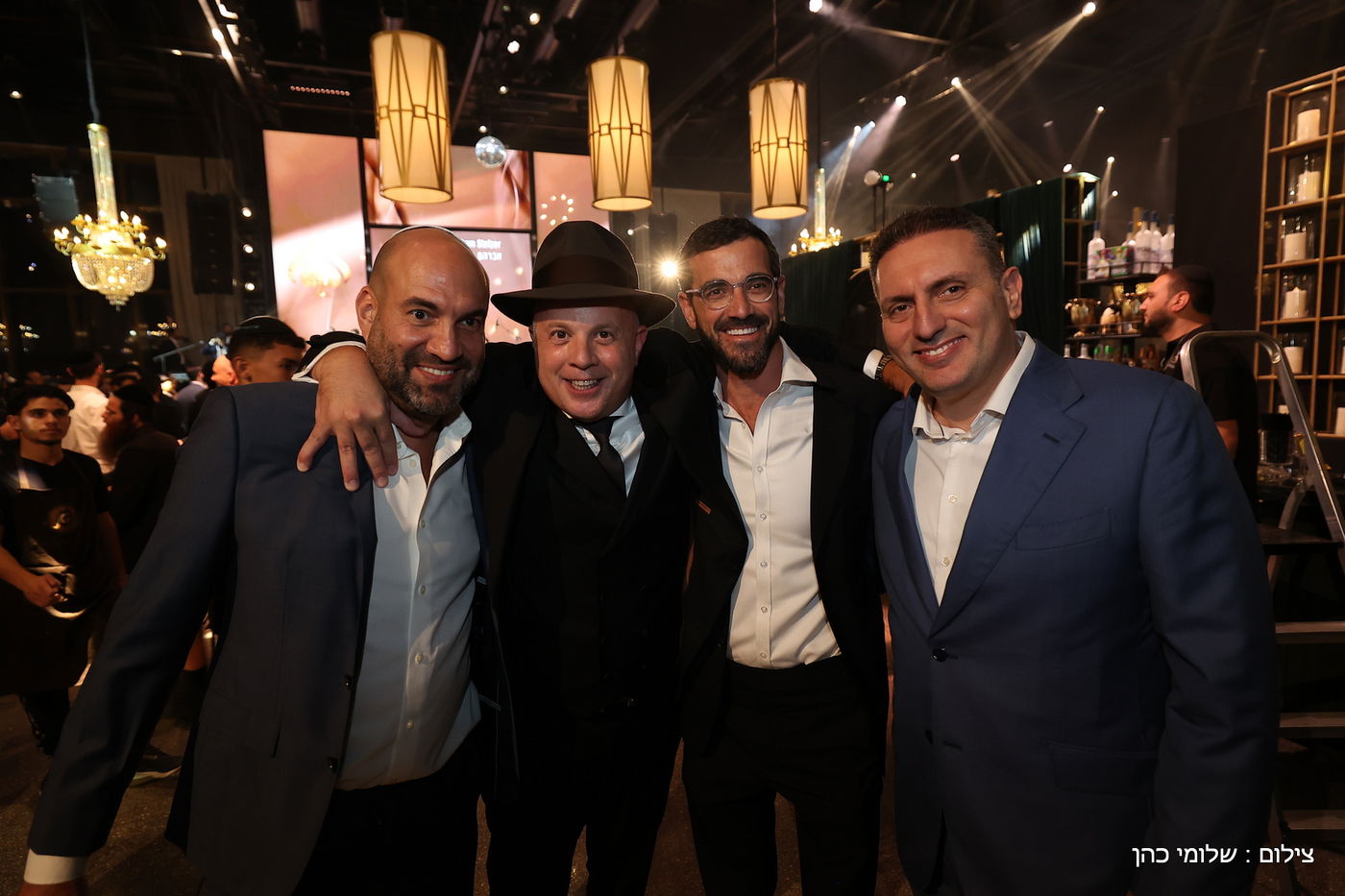 חתונת ביתו של מנחם טוקר