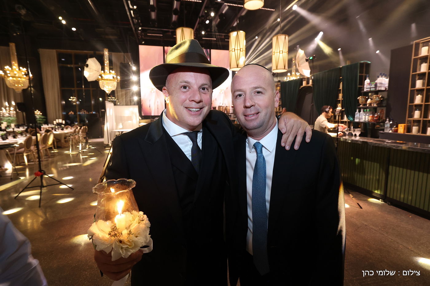 חתונת ביתו של מנחם טוקר