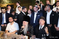 חתונת ביתו של מנחם טוקר