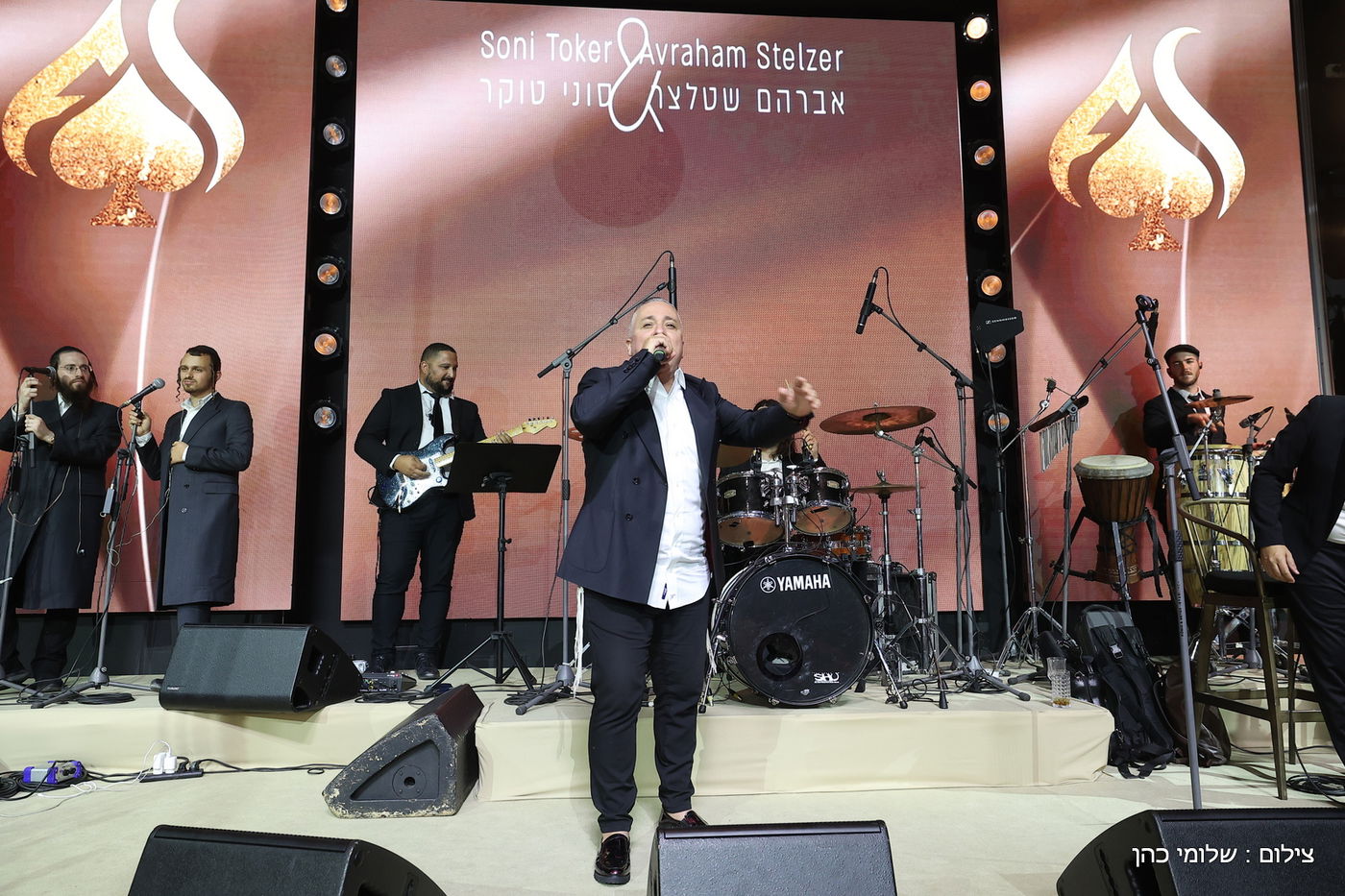 חתונת ביתו של מנחם טוקר