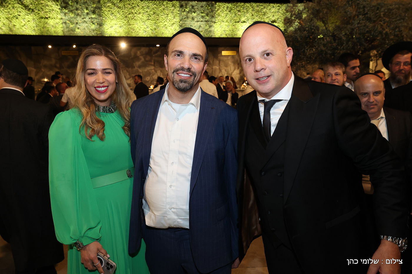 חתונת ביתו של מנחם טוקר