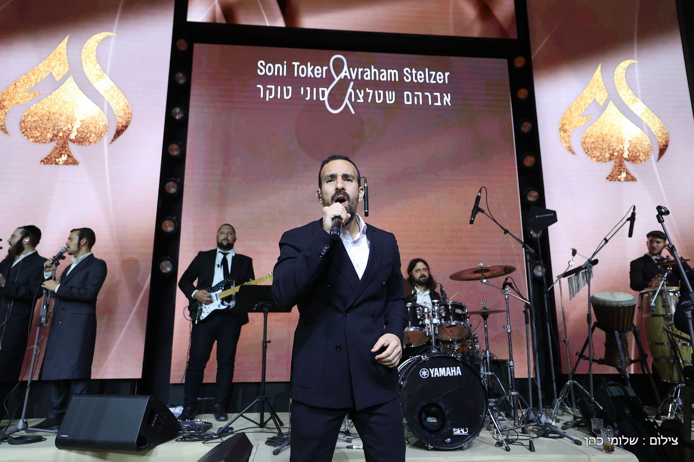 חתונת ביתו של מנחם טוקר