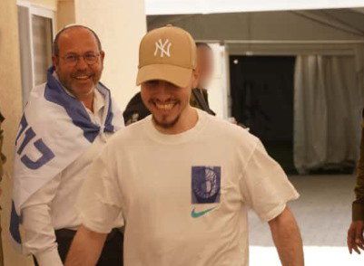 איתן מור אחרי שחרורו