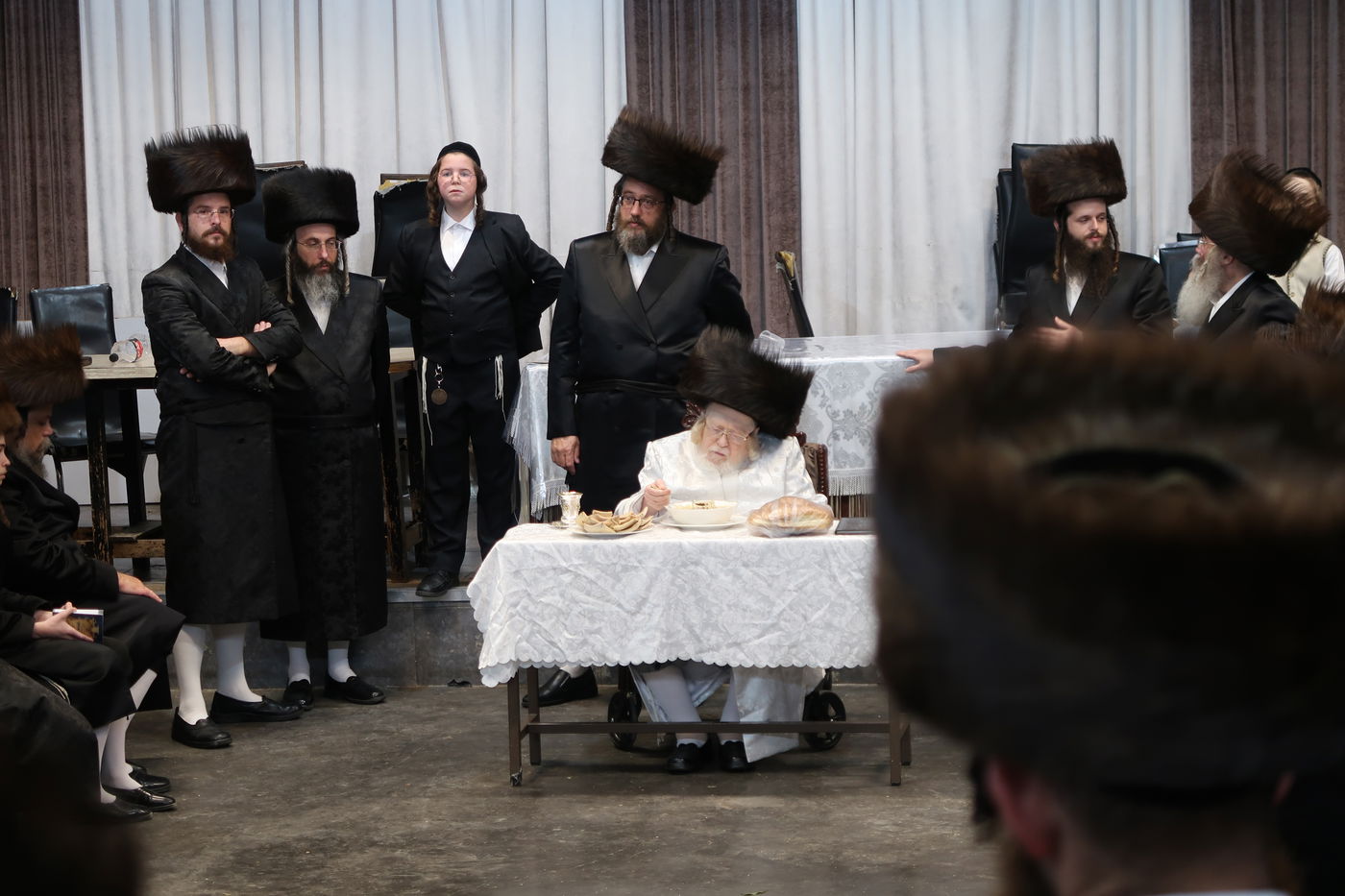 ירח האיתנים בחצה"ק קרעטשניף