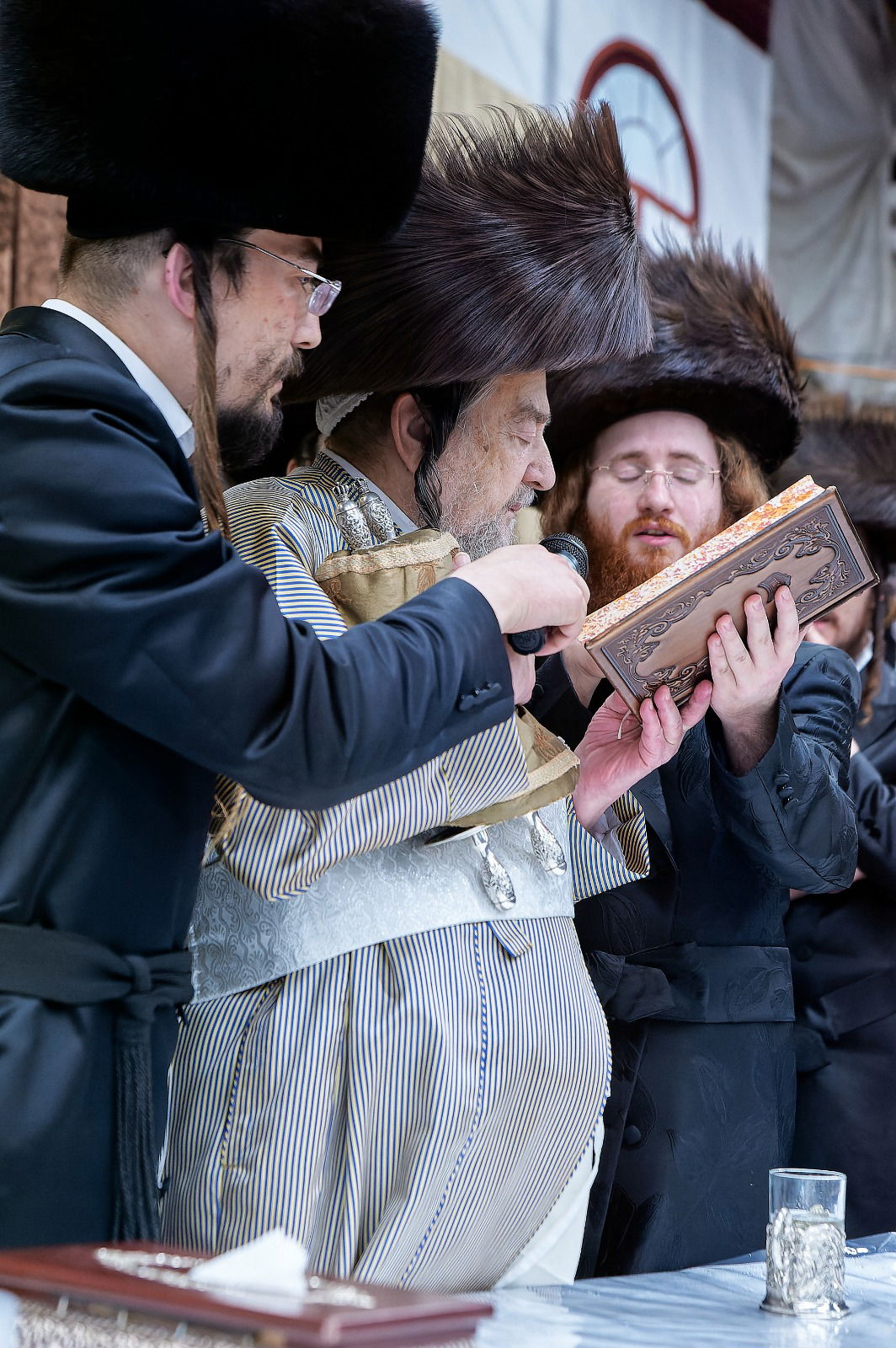 הקפות שניות אצל הגה"צ רבי יעקב מאיר שכטר