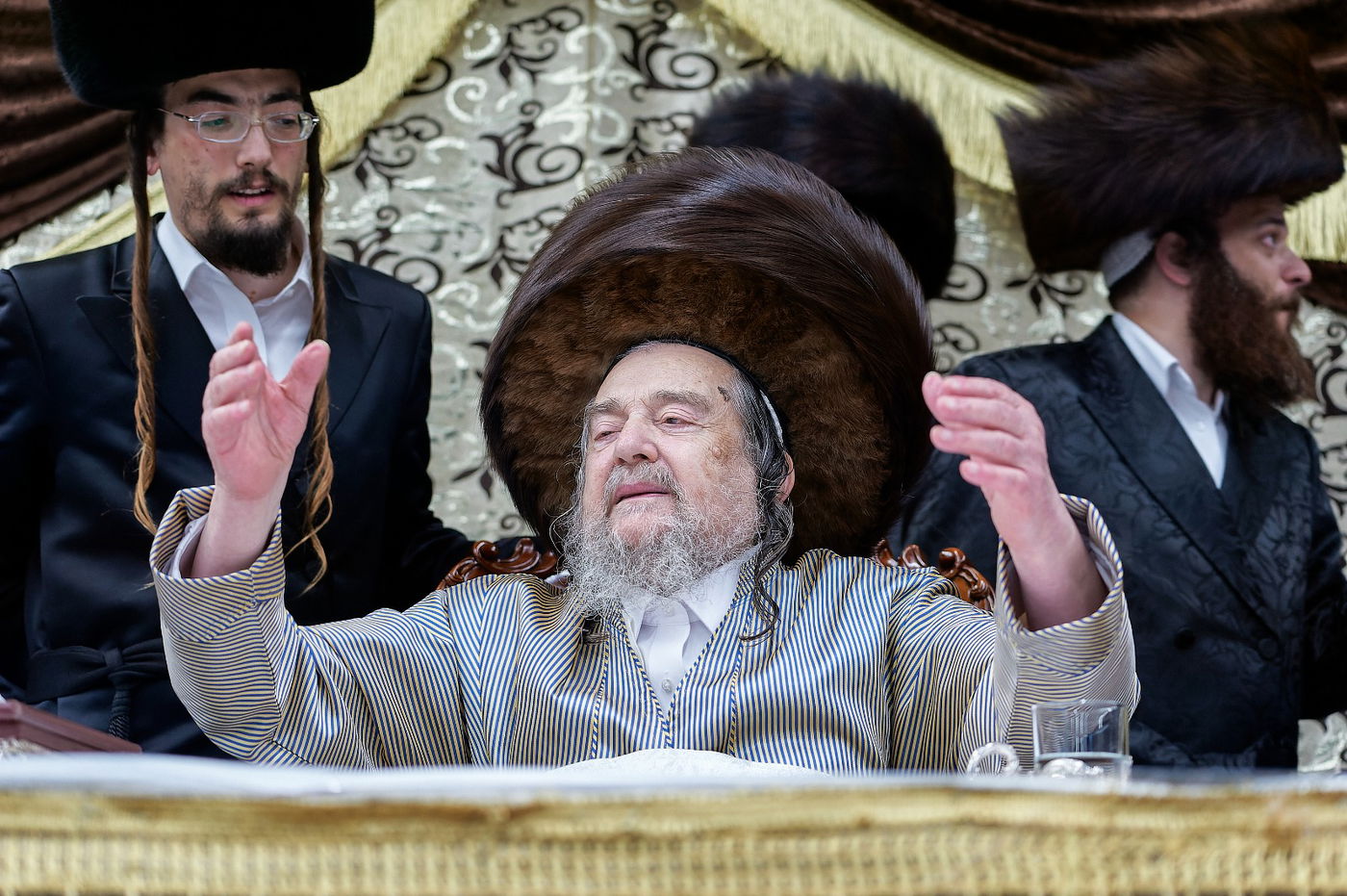 הקפות שניות אצל הגה"צ רבי יעקב מאיר שכטר