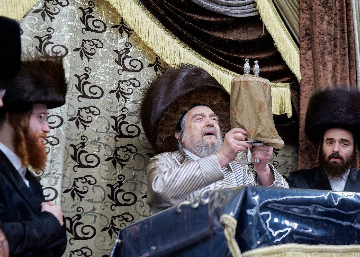 הקפות שניות אצל הגה"צ רבי יעקב מאיר שכטר