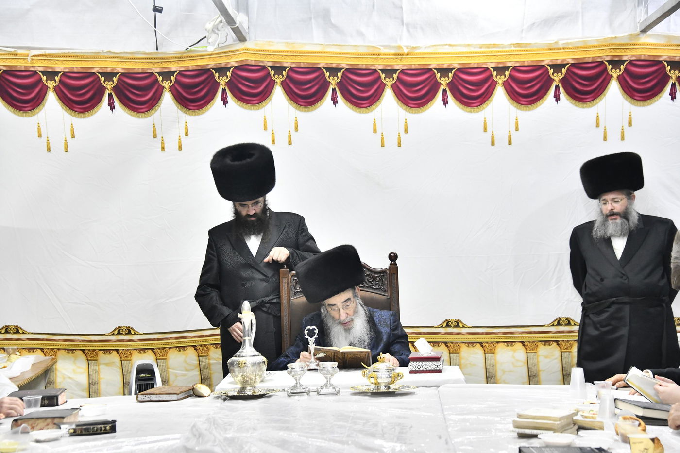 חג הסוכות בחצה"ק אלכסנדר