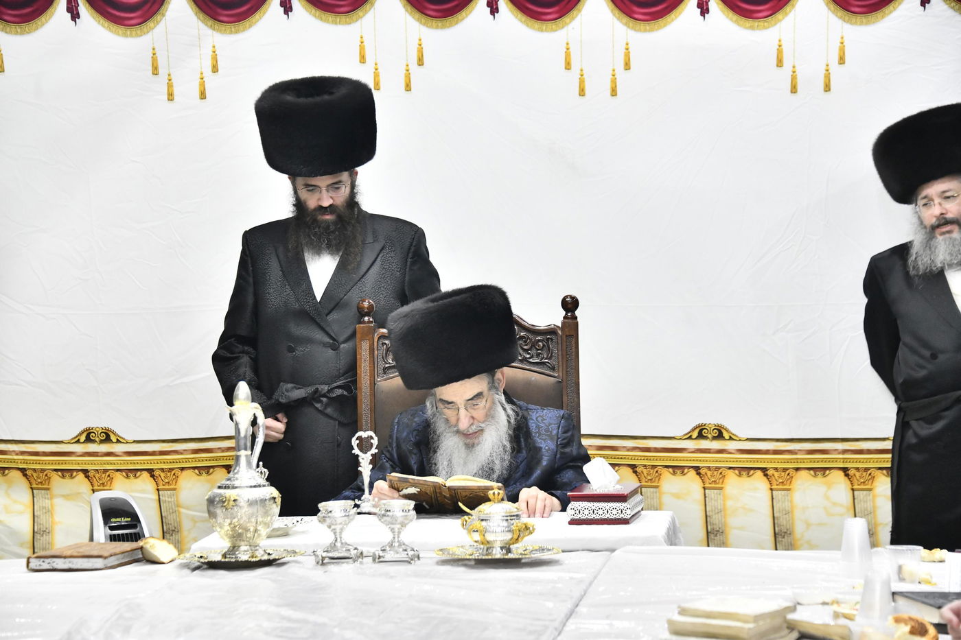 חג הסוכות בחצה"ק אלכסנדר