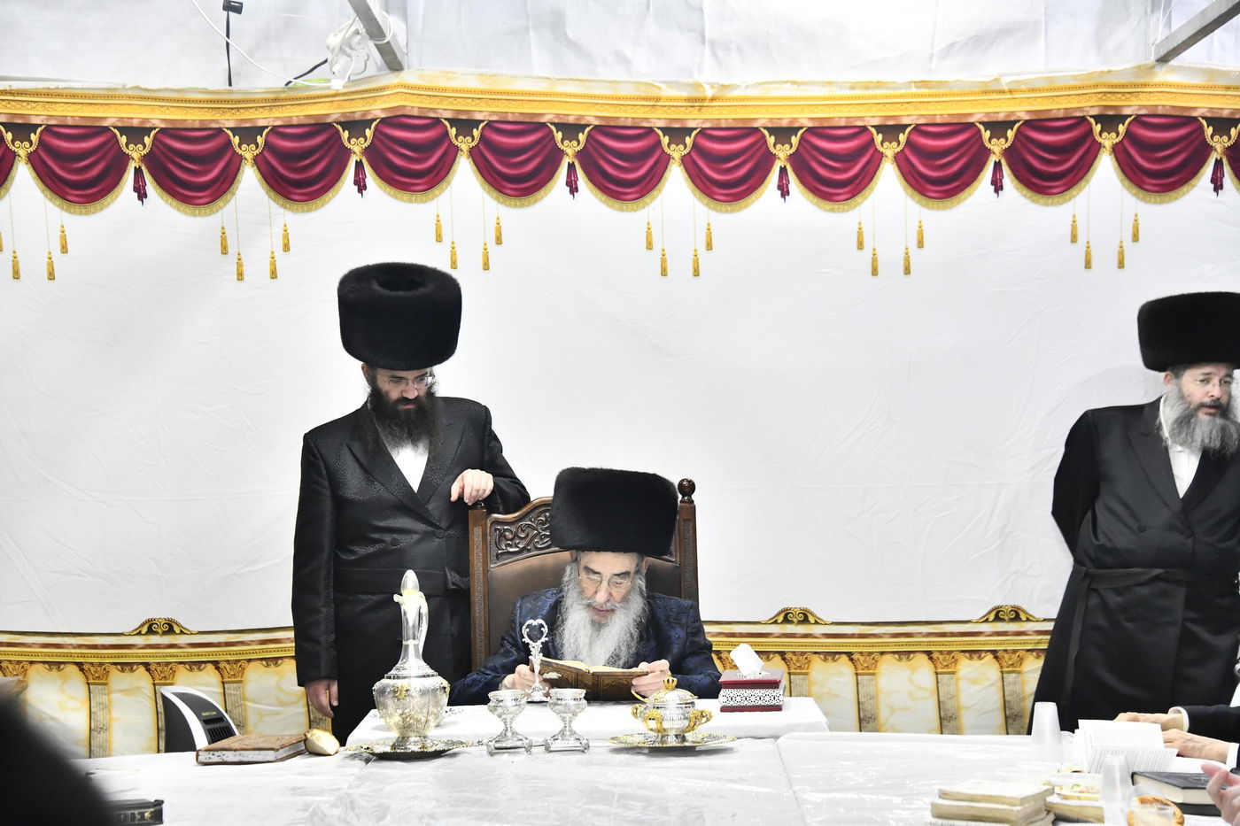 חג הסוכות בחצה"ק אלכסנדר