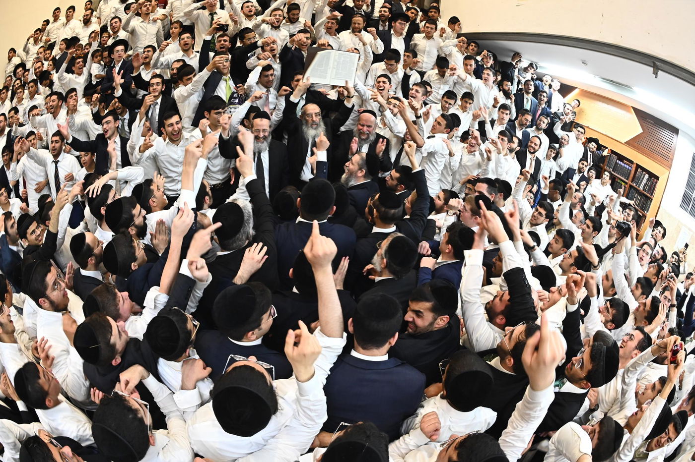 הקפות שניות בישיבת בית שמעיה