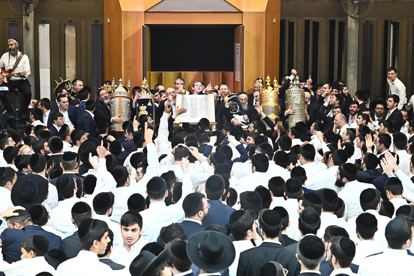 הקפות שניות בישיבת בית שמעיה