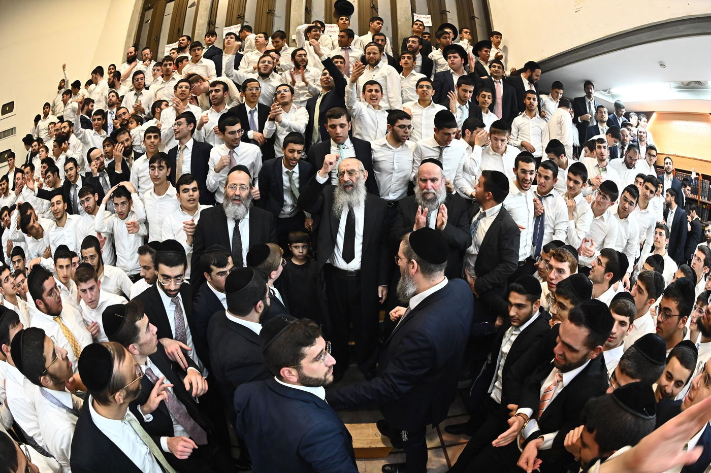 הקפות שניות בישיבת בית שמעיה