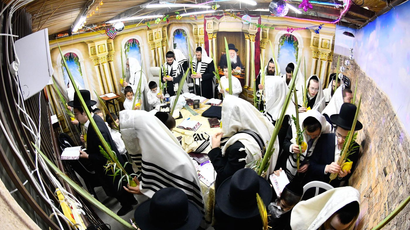 חג הסוכות אצל הגאון רבי שלמה קנייבסקי