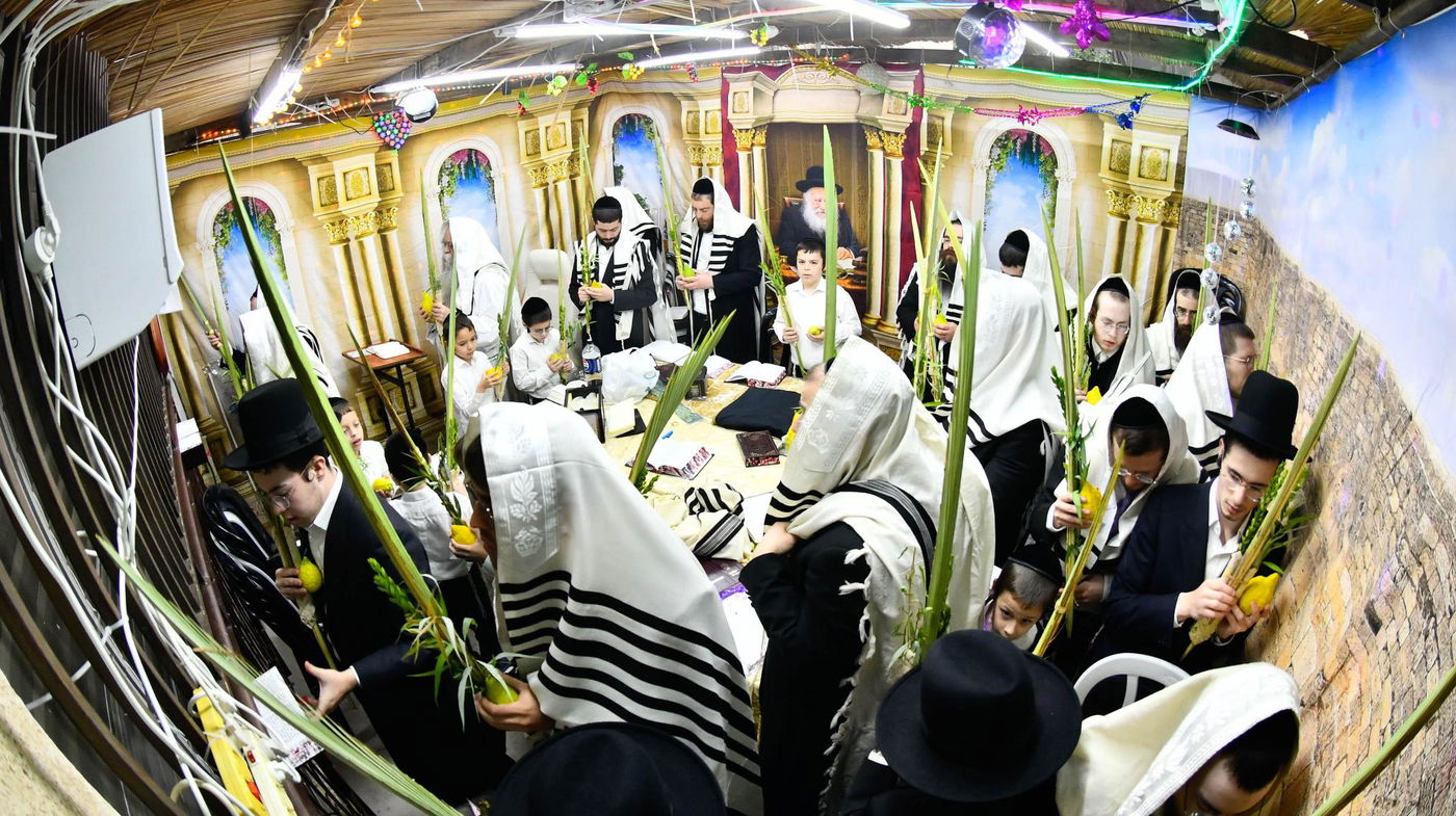 חג הסוכות אצל הגאון רבי שלמה קנייבסקי