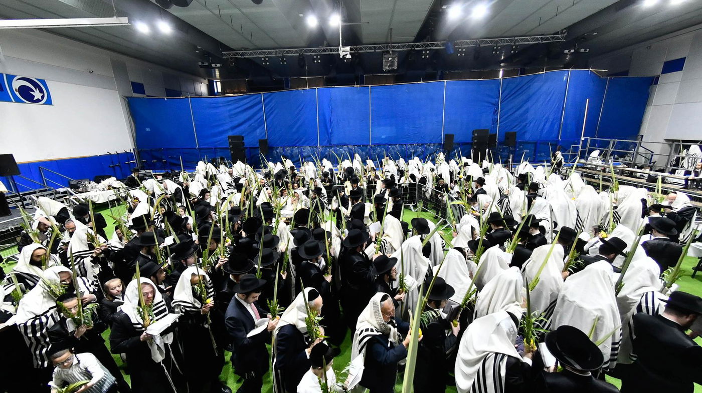 הושענא רבה בחצה"ק אלכסנדר