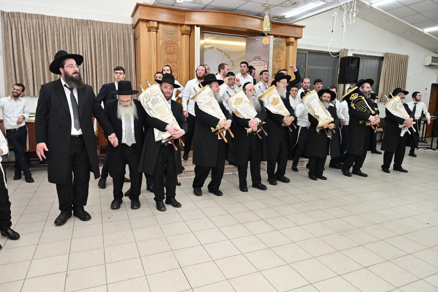 הקפות שניות בישיבת 'קריית מלך'