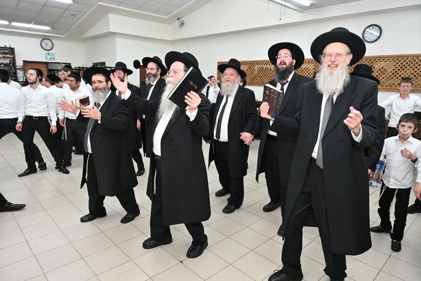 הקפות שניות בישיבת 'קריית מלך'