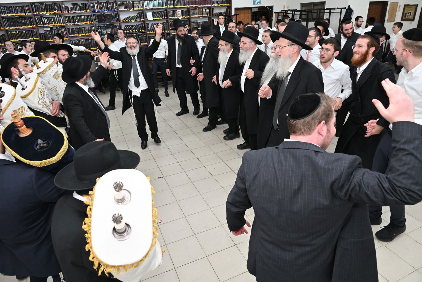 הקפות שניות בישיבת 'קריית מלך'