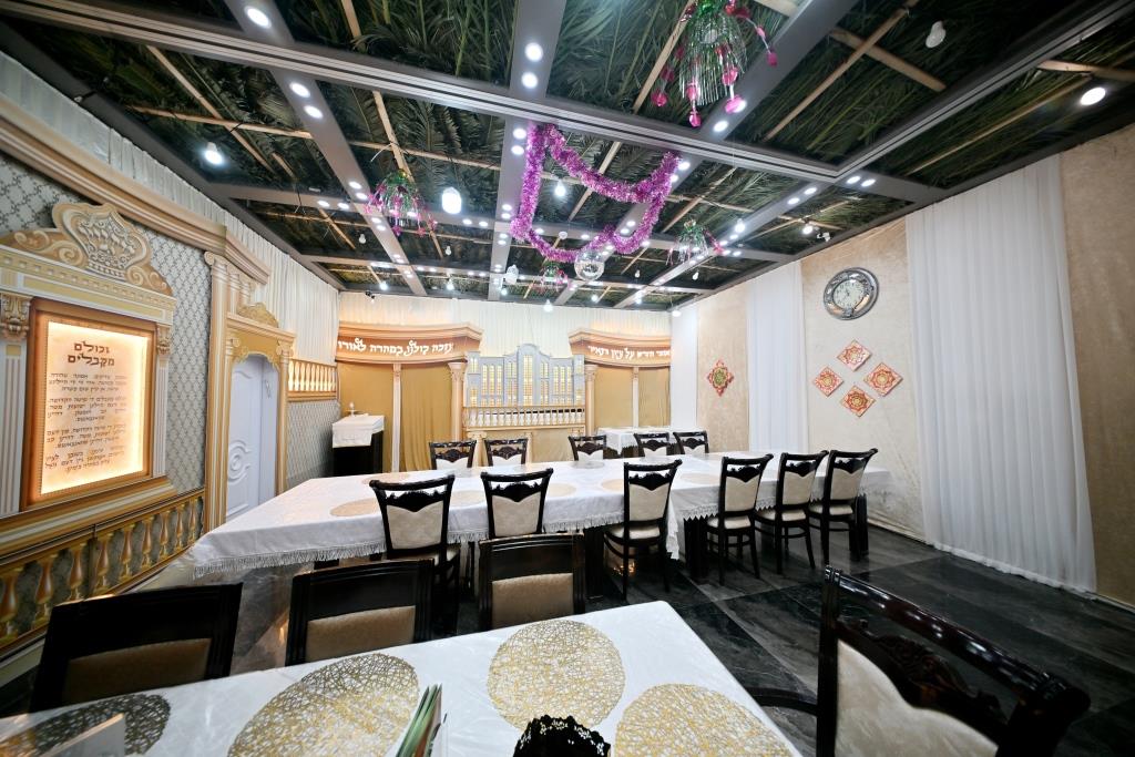 חג הסוכות בחצה"ק ויזניץ