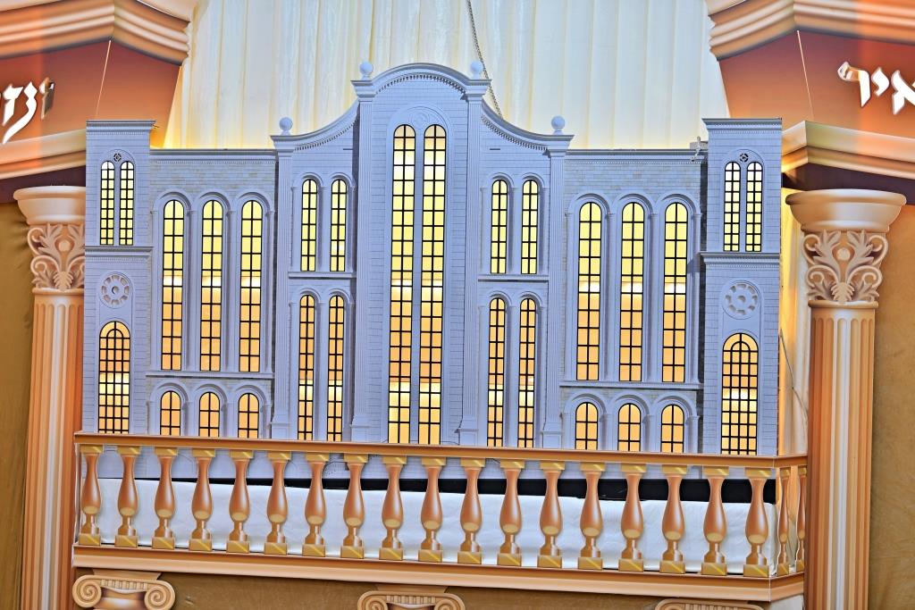 חג הסוכות בחצה"ק ויזניץ