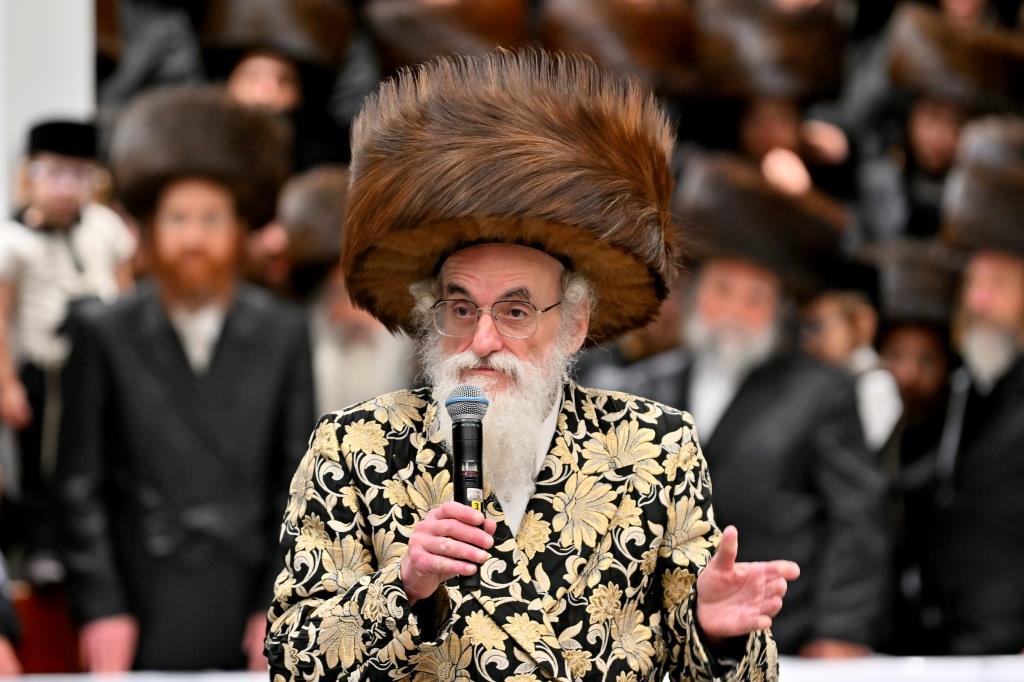 חג הסוכות בחצה"ק ויזניץ