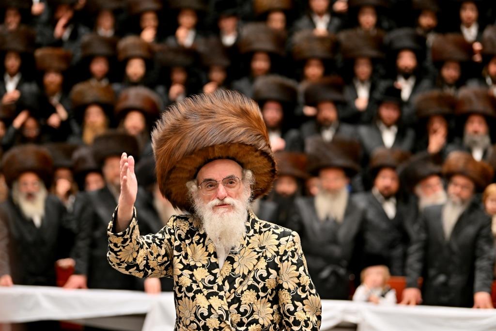 חג הסוכות בחצה"ק ויזניץ