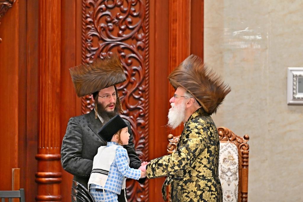 חג הסוכות בחצה"ק ויזניץ