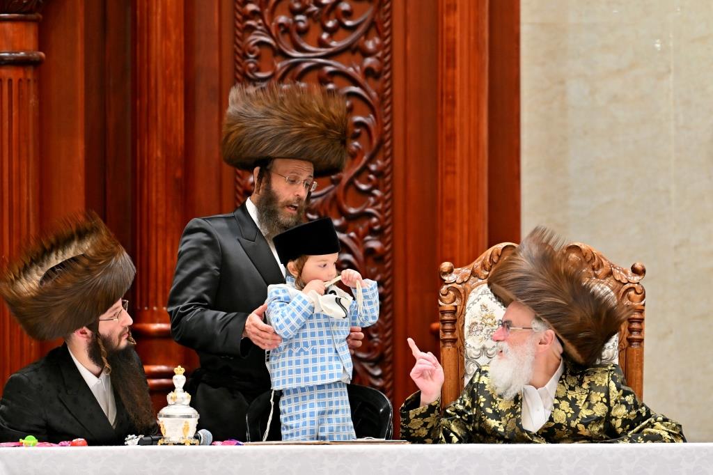 חג הסוכות בחצה"ק ויזניץ