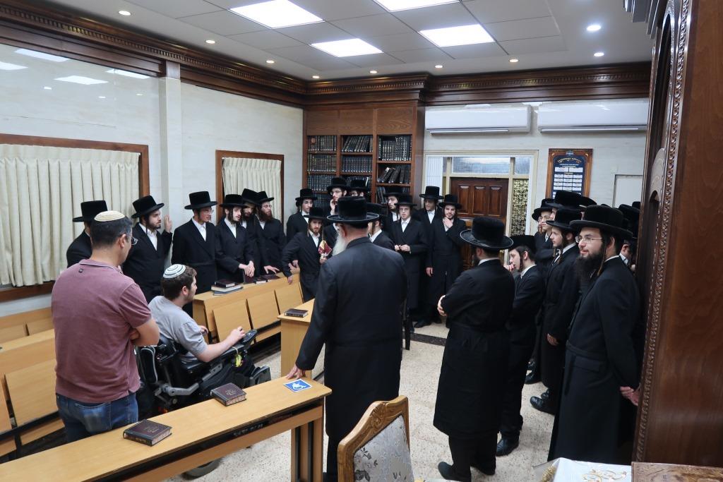 החייל אצל האדמו"ר מצאנז