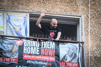 איתן הורן שב לביתו