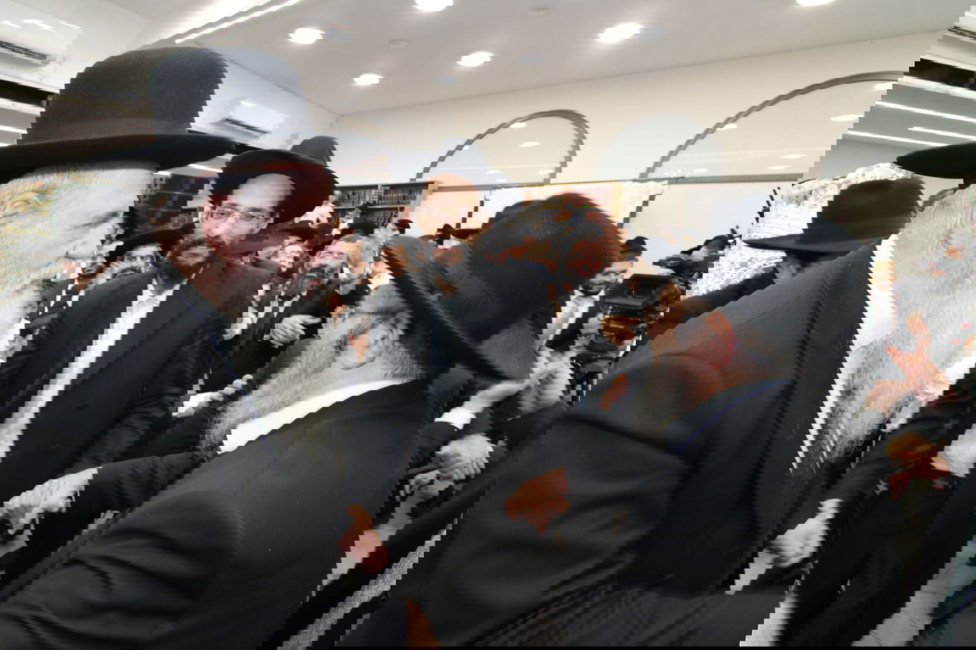 הקפות שניות בקהילה המרכזית בבני ברק