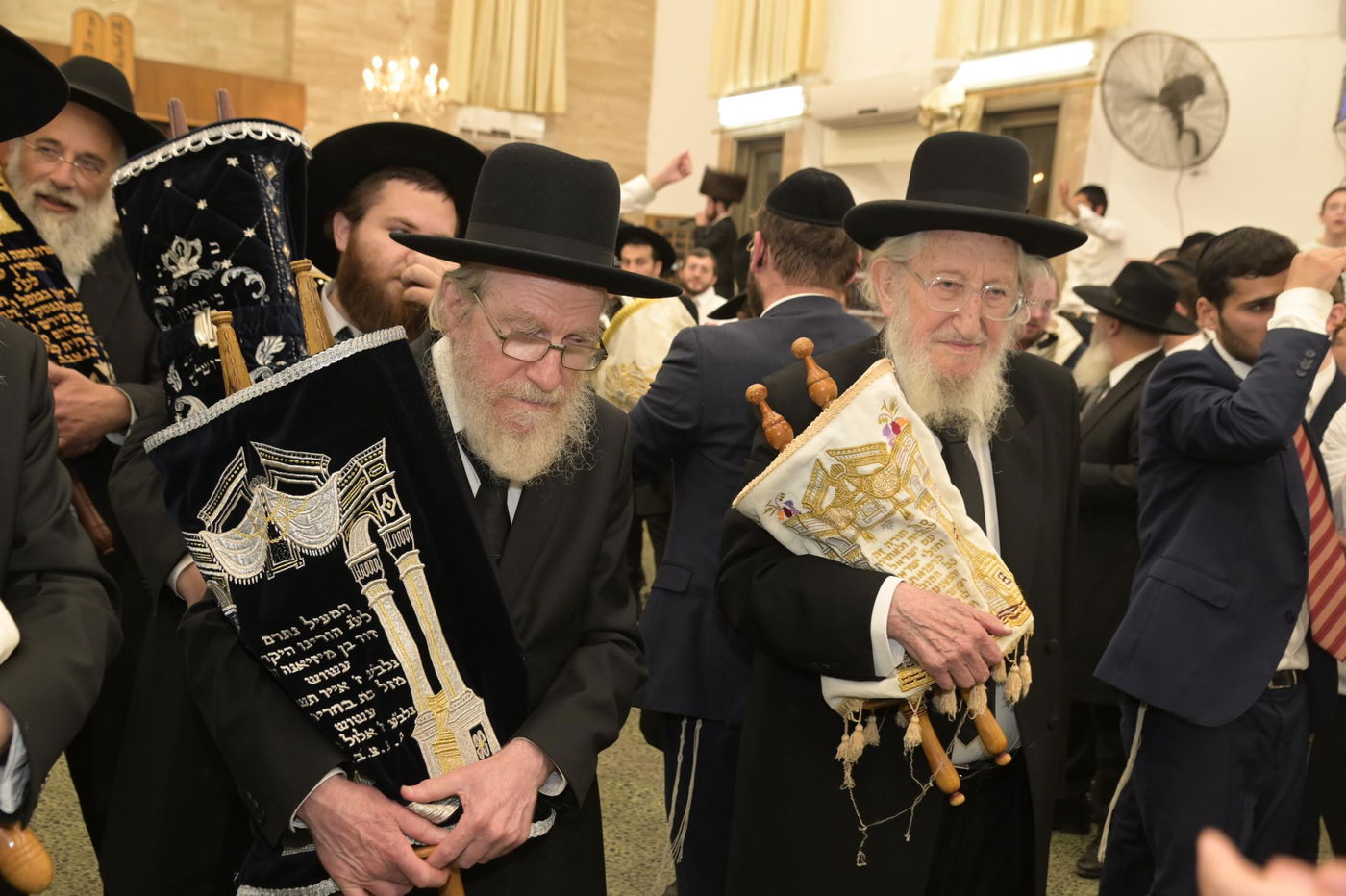 הקפות שניות בישיבת 'שכר שכיר'