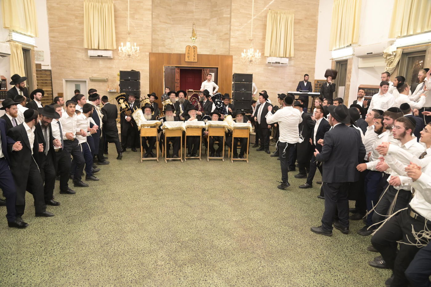 הקפות שניות בישיבת 'שכר שכיר'