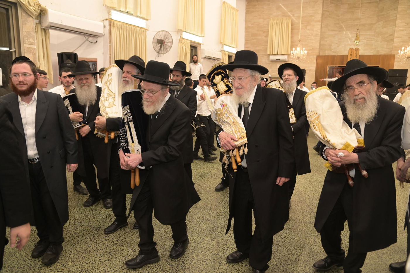 הקפות שניות בישיבת 'שכר שכיר'