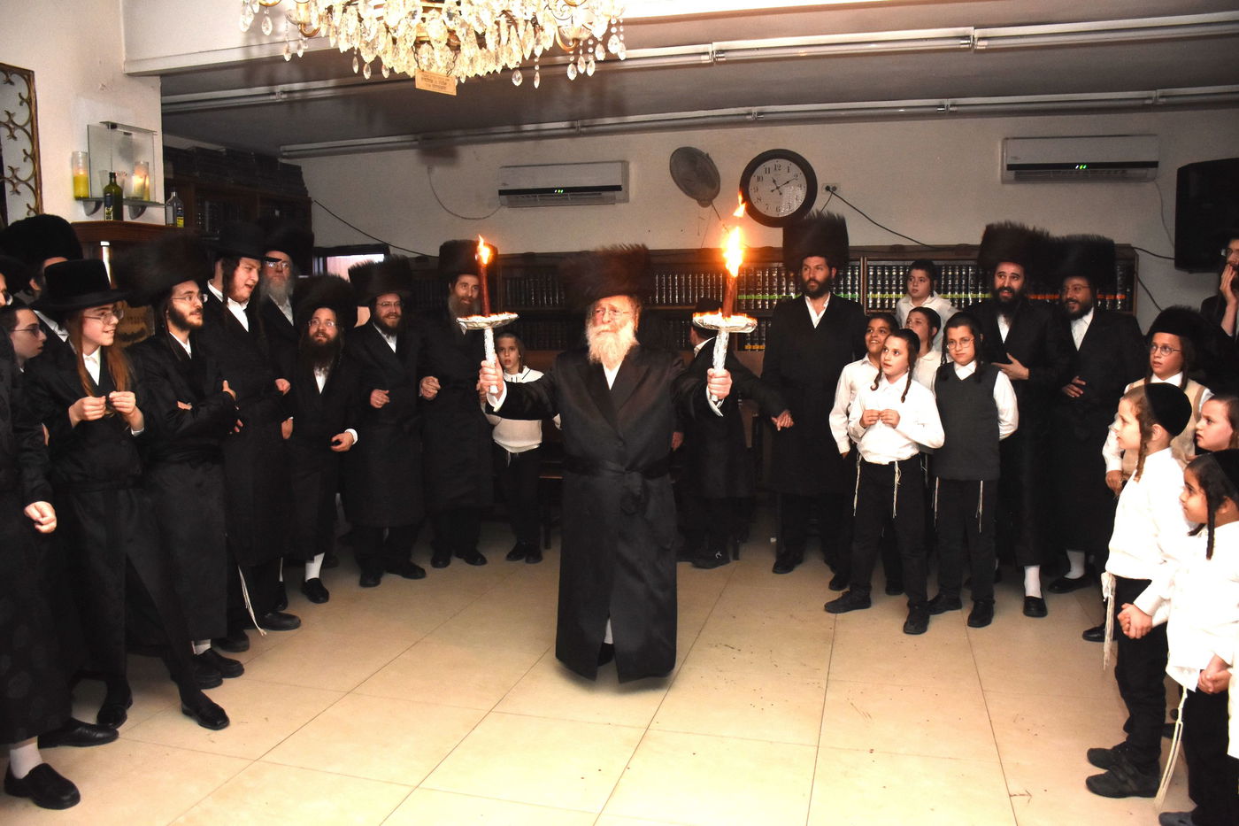 שמחת בית השואבה אצל הרה"צ רבי חיים יוסף בידרמן