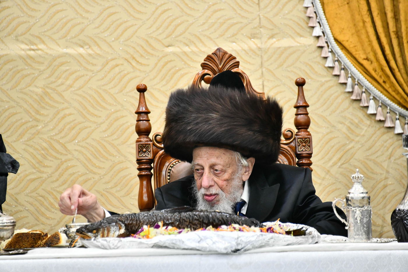 סוכות בחצה"ק קופטשניץ