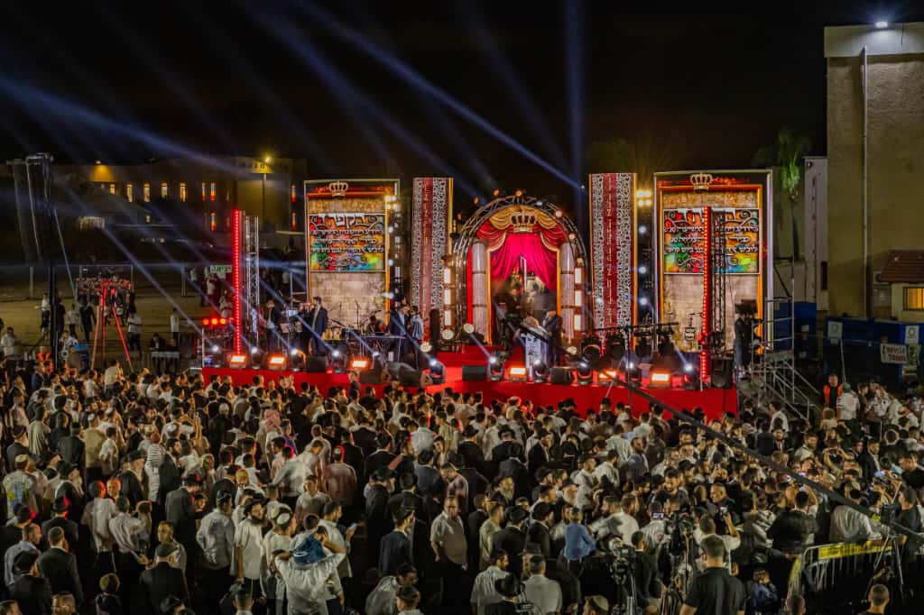 הקפות שניות בכפר חב"ד
