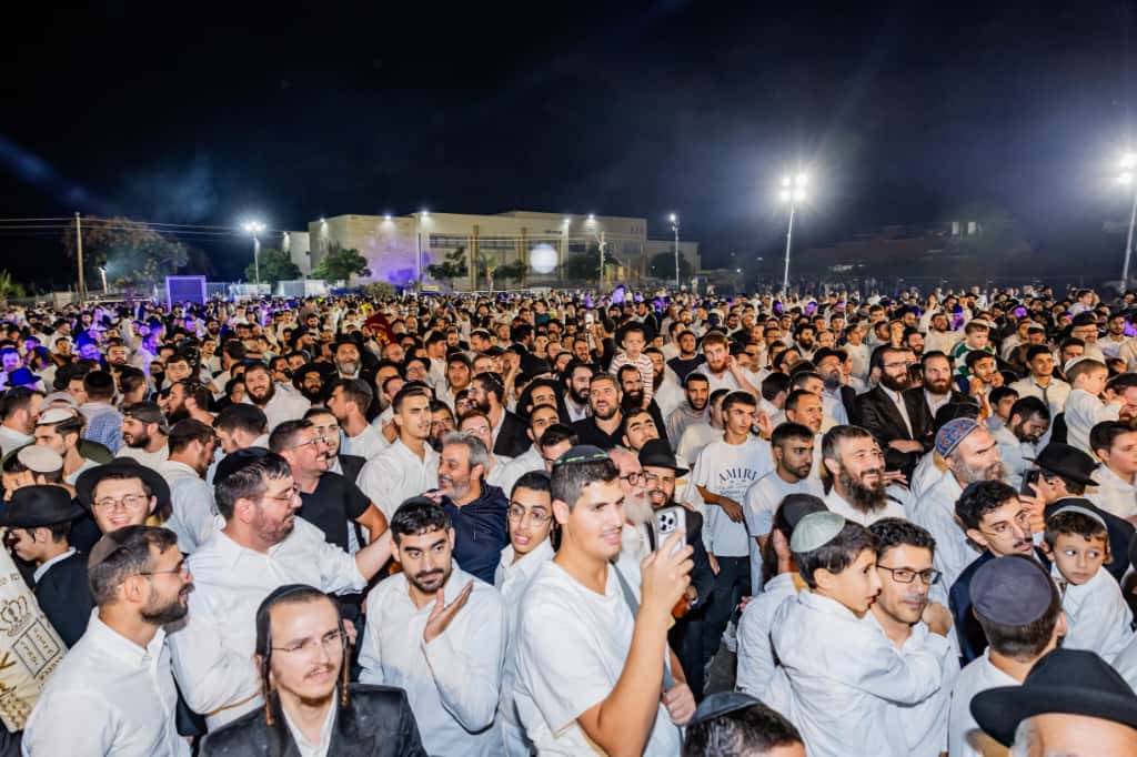 הקפות שניות בכפר חב"ד