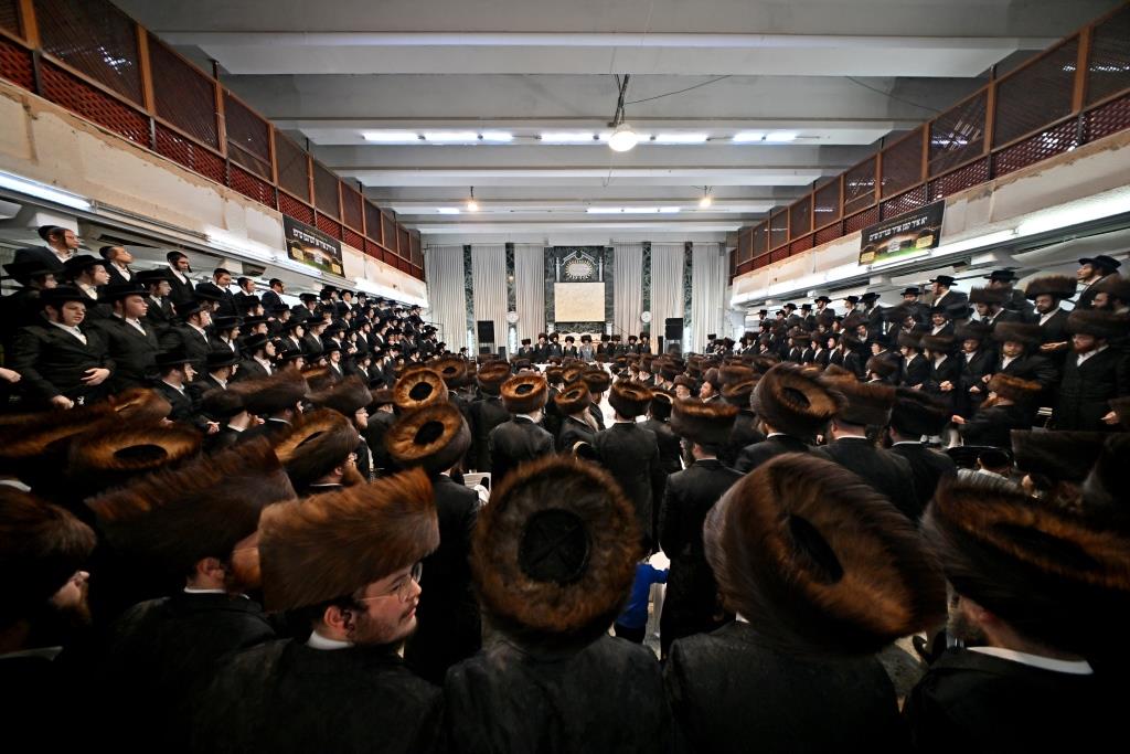 נעילת החג שמחת תורה אצל הגה"צ רבי חיים צבי מייזליש