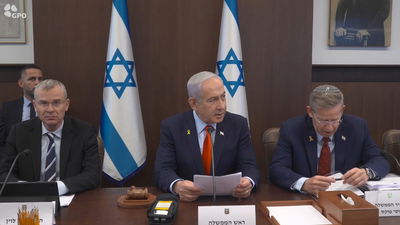 חגיגת יום הולדת 76 לנתניהו בפתח ישיבת הממשלה, השרים שאגו "אמן"