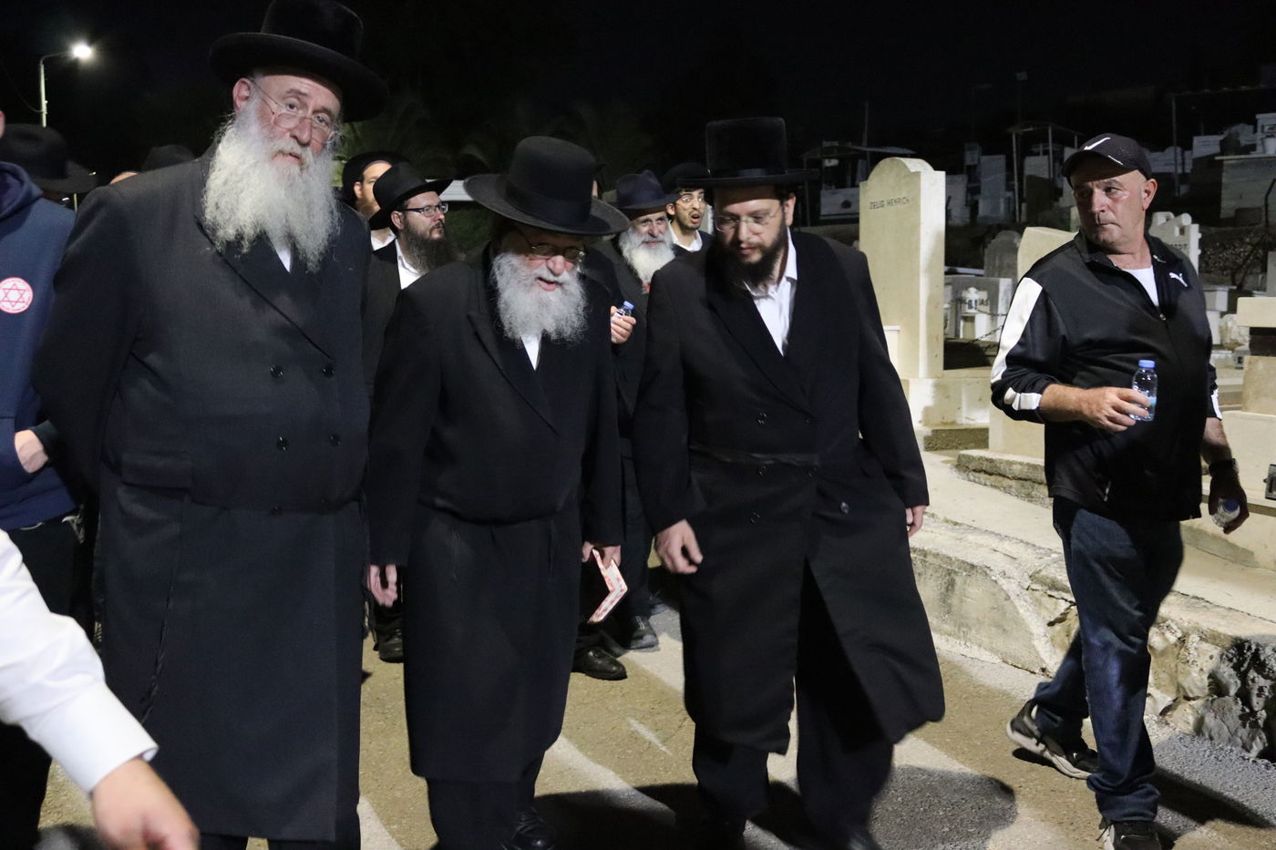 מסע הלווית הרה"ג רבי מנחם בן ציון גרוסמן זצ"ל