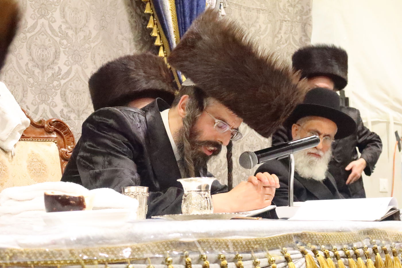 סוכות בחצה"ק זוועיהל