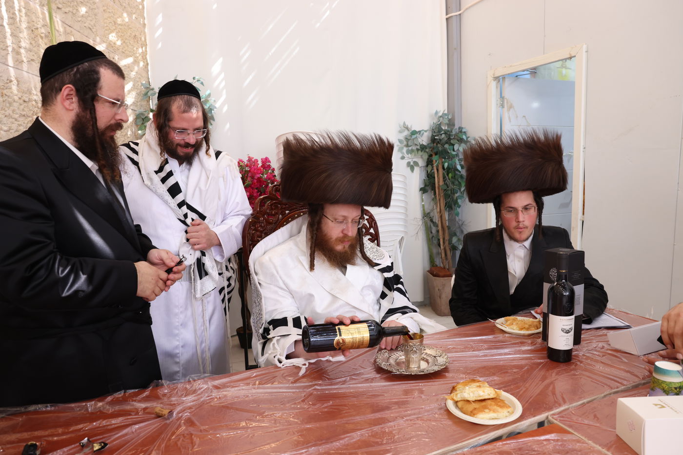 סוכות בחצר ספינקא בית שמש