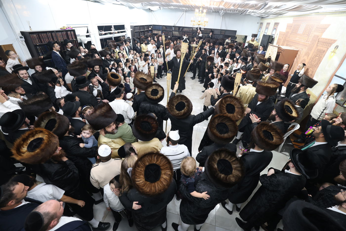 סוכות בחצר ספינקא בית שמש