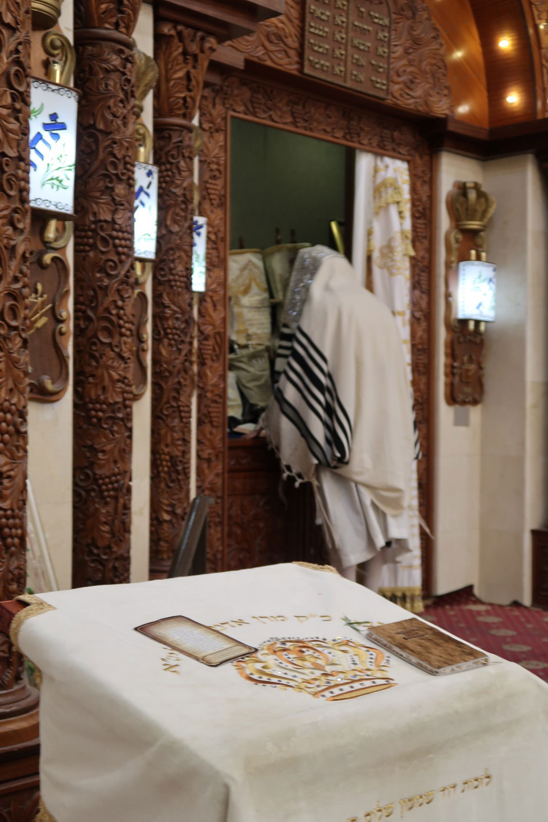 ירח האיתנים בחצה"ק קאליב