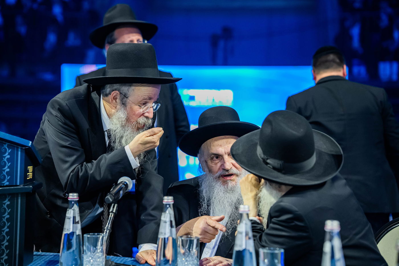 כנס הרבבות בארנה