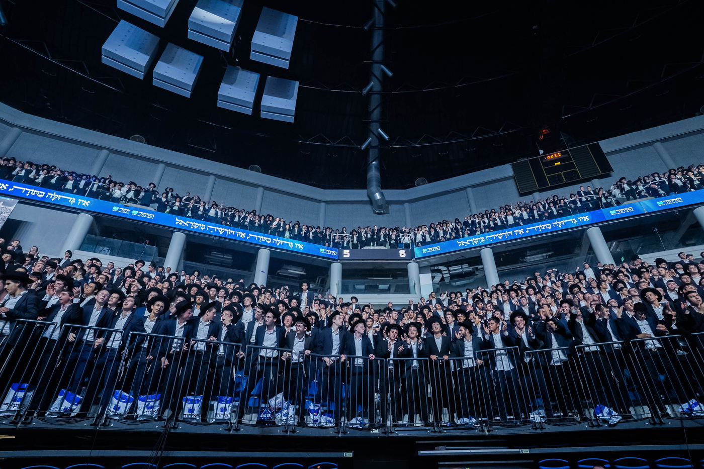 כנס הרבבות בארנה