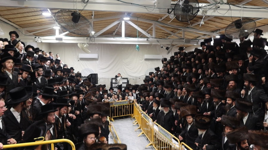 שמחת בית השואבה בחצה"ק זוועהיל